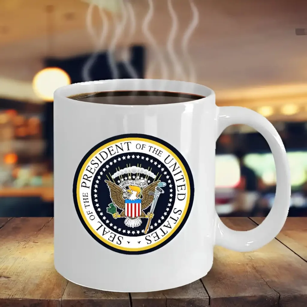 White House Mug